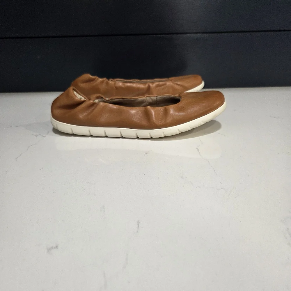 Sas Radiant Ballet Flat Women's Tan Leather Flexible Sole Made In USA Size 9.5